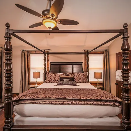 Carriage Way Inn Bed & Breakfast Adults Only - 21 Years Old And Up-3